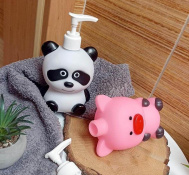 Roztomilý dávkovač na mýdlo - panda